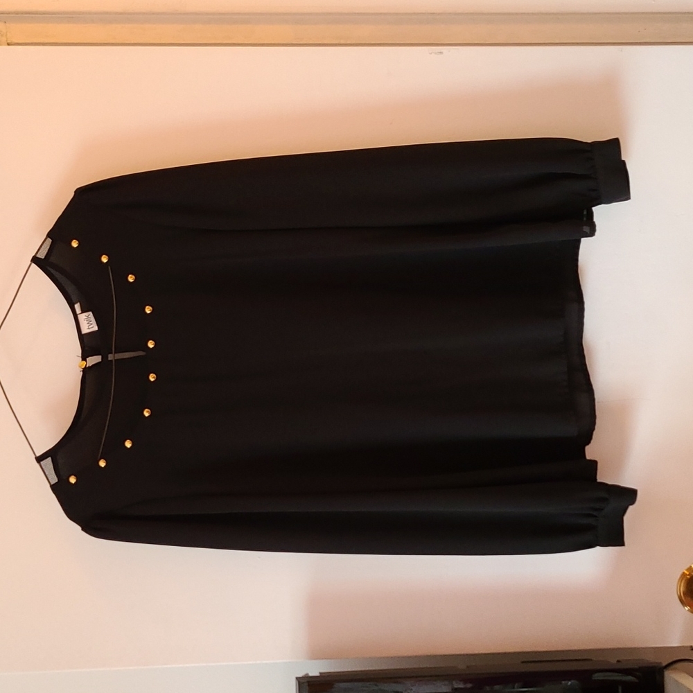 Black flowy blouse